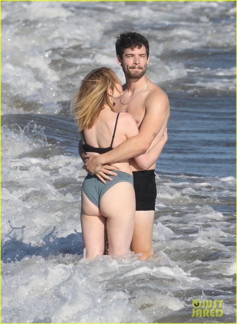 David Corenswet Shirtless Photos: New 'Superman' Actor Filmed Beach ...