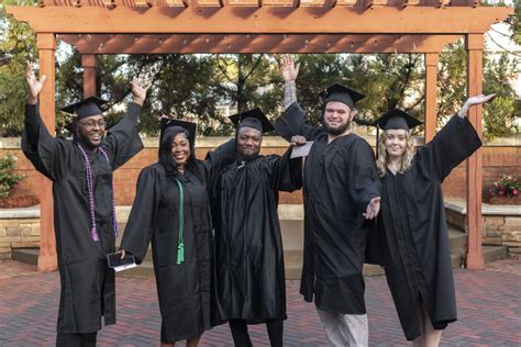 Chattahoochee Tech Honors Graduates with Fall 2022 Commencement Ceremonies - Chattahoochee ...