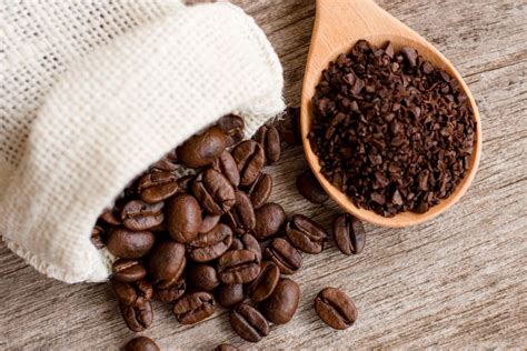 How to Grind Coffee Beans at Home