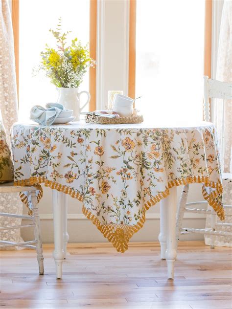 April Cornell Tablecloth Meadow Collection 36x36 NWT 100% Cotton Floral ...