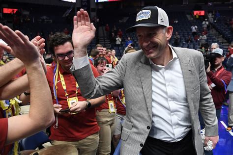 Alabama basketball celebrates winning the SEC Tournament Championship