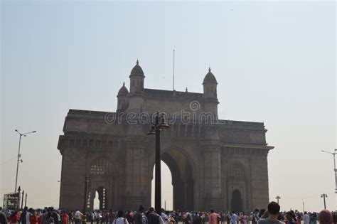 Historic Gateway of India in Mumbai Maharashtra Editorial Photography ...