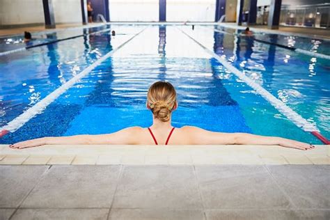 Indoor & Outdoor Pools in Hull | Family Swimming | David Lloyd Clubs