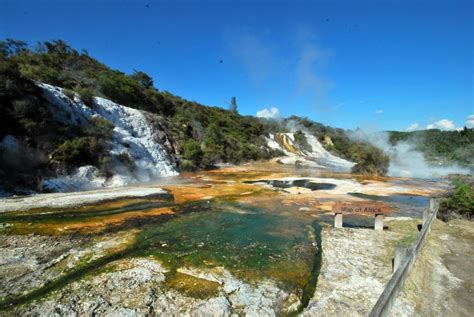 Orakei Korako Geothermal Park & Cave, Taupo - NZ Online Travel