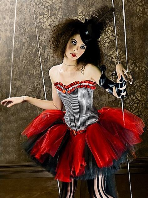 Live Puppet Model | Circus costume, Circus fashion, Dark circus