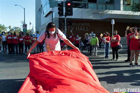 Hotel Workers and Allies March to City Hall Ahead of Council Vote on ...