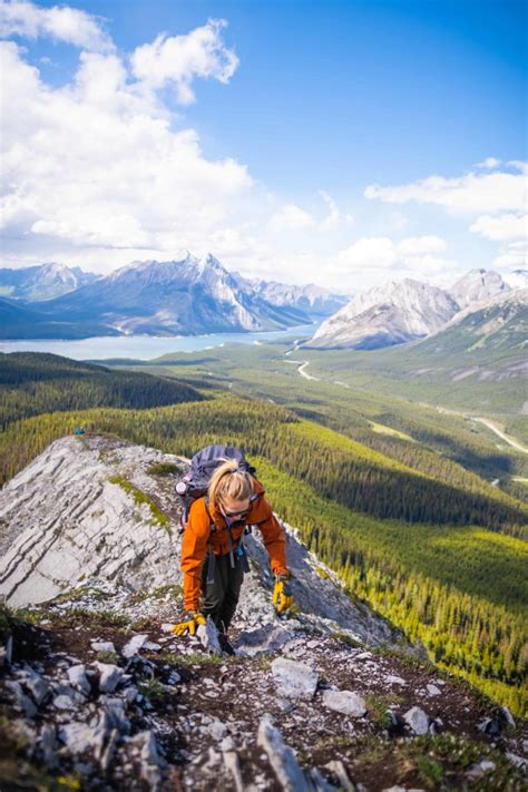 25 BEAUTIFUL Kananaskis Hikes To Tackle