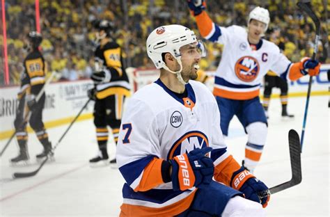 New York Islanders sign Jordan Eberle to five-year extension