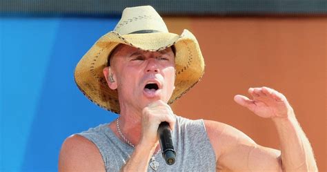 Kenny Chesney Falls Ill With Bronchial Infection, But Powers Through for Sold-Out Philadelphia ...