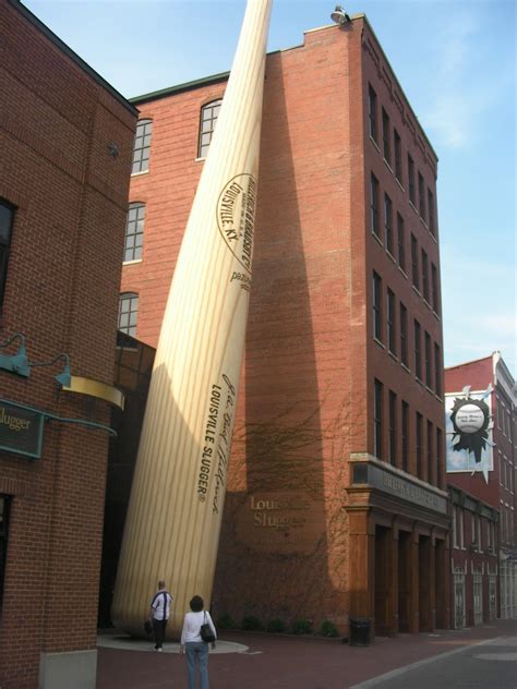 Full of aroma and bouquet..: 켄터키 1박 2일 - Louisville Slugger Museum and ...