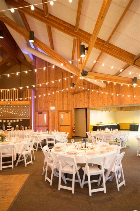 Offering you a beautiful Minnesota destination wedding, Grand View Lodge is the perfect place to ...