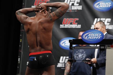 UFC 135 Weigh-In Results: Jon Jones, Rampage Jackson Official for Title ...