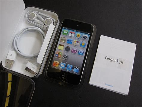 Unboxing Photos of Apple's New iPod Nano and iPod Touch - MacRumors