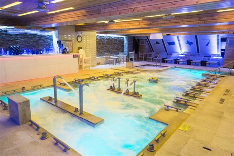 10 Coolest Hydrotherapy Spas in the World | SmarterTravel