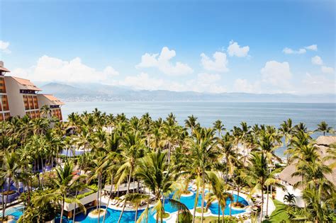 The Westin Resort & Spa, Puerto Vallarta Day Pass | ResortPass