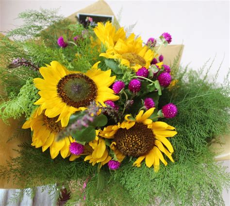 Buy Sunflowers Bouquet - BloomyBliss