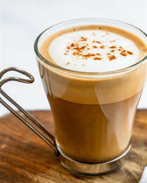 How to Make a Latte (Cafe Latte) – A Couple Cooks