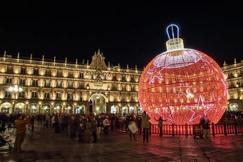 How to Celebrate Christmas and New Years in Spain