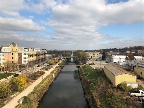 The Illinois & Michigan Canal