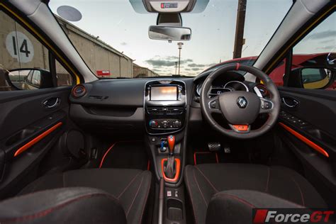 2014 Renault Clio RS interior - ForceGT.com