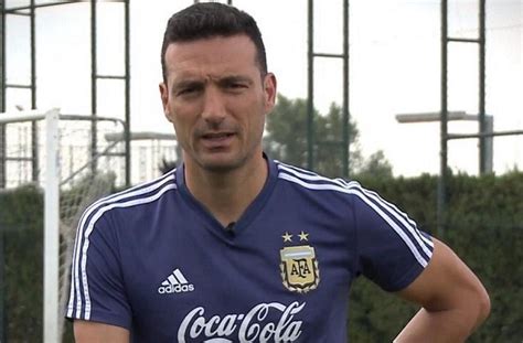 Argentina coach Lionel SCALONI on Lionel MESSI, the future and more ...