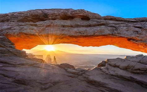 11 Photographers on Taking Unique Photos of Famous Landmarks