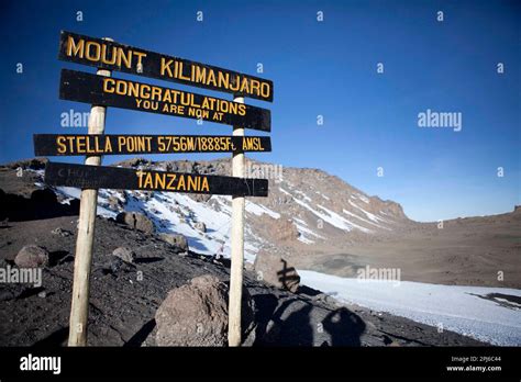 Mount Kilimanjaro summit sign, Tanzania Stock Photo - Alamy