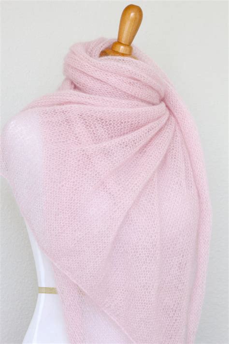 Knit shawl in silk mohair blend in soft pink color – KGThreads