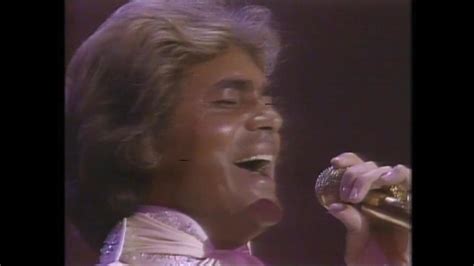 Engelbert Humperdinck: Live In Las Vegas at The Hilton (Full Concert) 1982 - YouTube Music