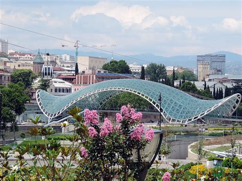 Tbilisi "bridge of Peace" is included into the most curious bridges ...