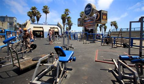 Muscle Beach Venice, Los Angeles, CA - California Beaches