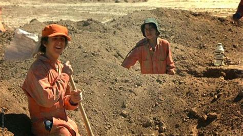 Penny Thoughts ‘14—Holes (2003) ***½ | Holes movie, Disney movie scenes, Color in film