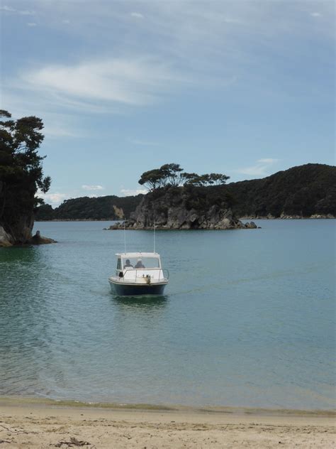 Abel Tasman, NZ | Torrent Bay water taxi | Stephen Colebourne | Flickr
