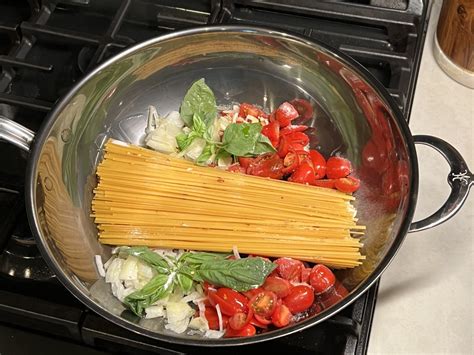 Martha Stewart's One-Pan Pasta Review (With Video) - Parade