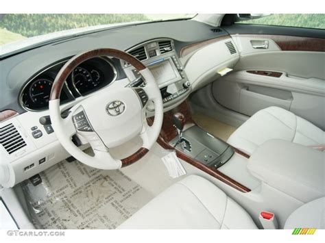 Light Gray Interior 2012 Toyota Avalon Limited Photo #60259967 ...