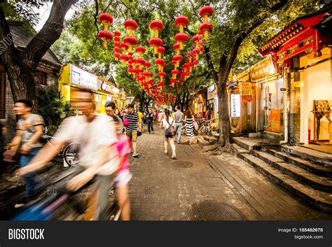 Wangfujing Shopping Image & Photo (Free Trial) | Bigstock