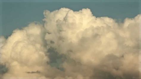 Clouds shaped like a perfect face - YouTube