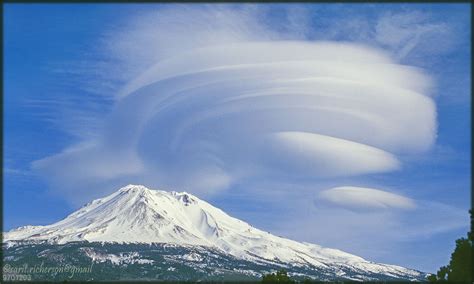 Lenticular Clouds of Mt Shasta by Sarit Richerson | Photography challenge, World photography ...