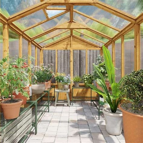 Glass vs Polycarbonate Greenhouse - Who Wins?