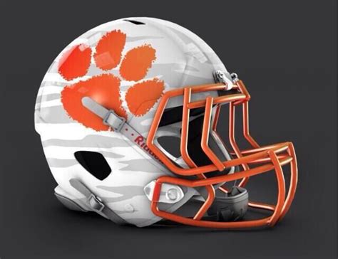 Clemson's awesome football helmet Clemson Football Players, College Football Helmets, Tiger ...