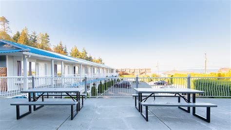 Ocean Crest Motel - Tourism Vancouver Island