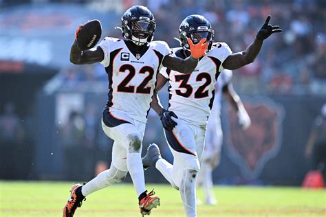 Broncos Game Grades: Kareem Jackson seals the Broncos' 31-28 comeback win against the Chicago ...