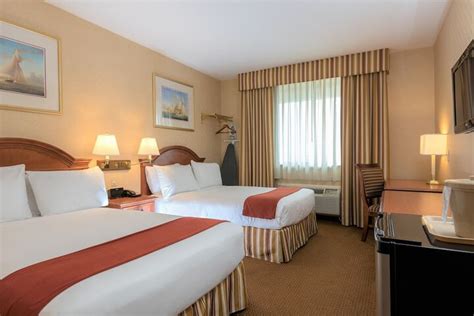 Five Towns Inn JFK Airport Lawrence | Bookonline.com