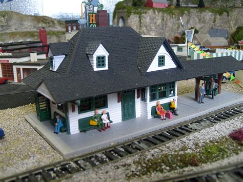 Gallery Pictures - Passenger Station Kit -- HO Scale Model Railroad ...