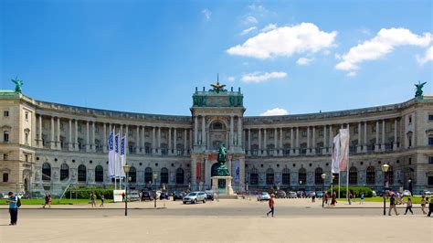 Hofburg Imperial Palace - Vienna ｜Expedia.co.in