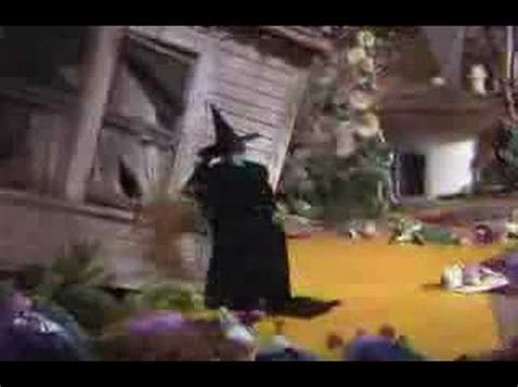 Top 20 of Wizard Of Oz House On Witch | specialsonjakksspongeb13248