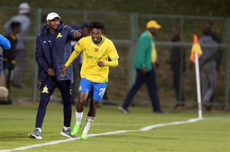 Mamelodi Sundowns Co-Coach Explains Decision To Have Abubeker Nassir ...