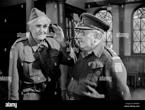 Captain mainwaring dad’s army lowe hi-res stock photography and images ...