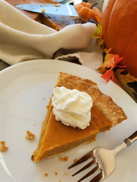 Homemade Fresh Pumpkin Pie | What's Cookin' Italian Style Cuisine