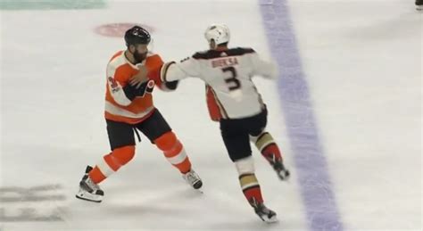 Hockey Fight Ends Fast When One Guy Drops The Other With A Superman ...